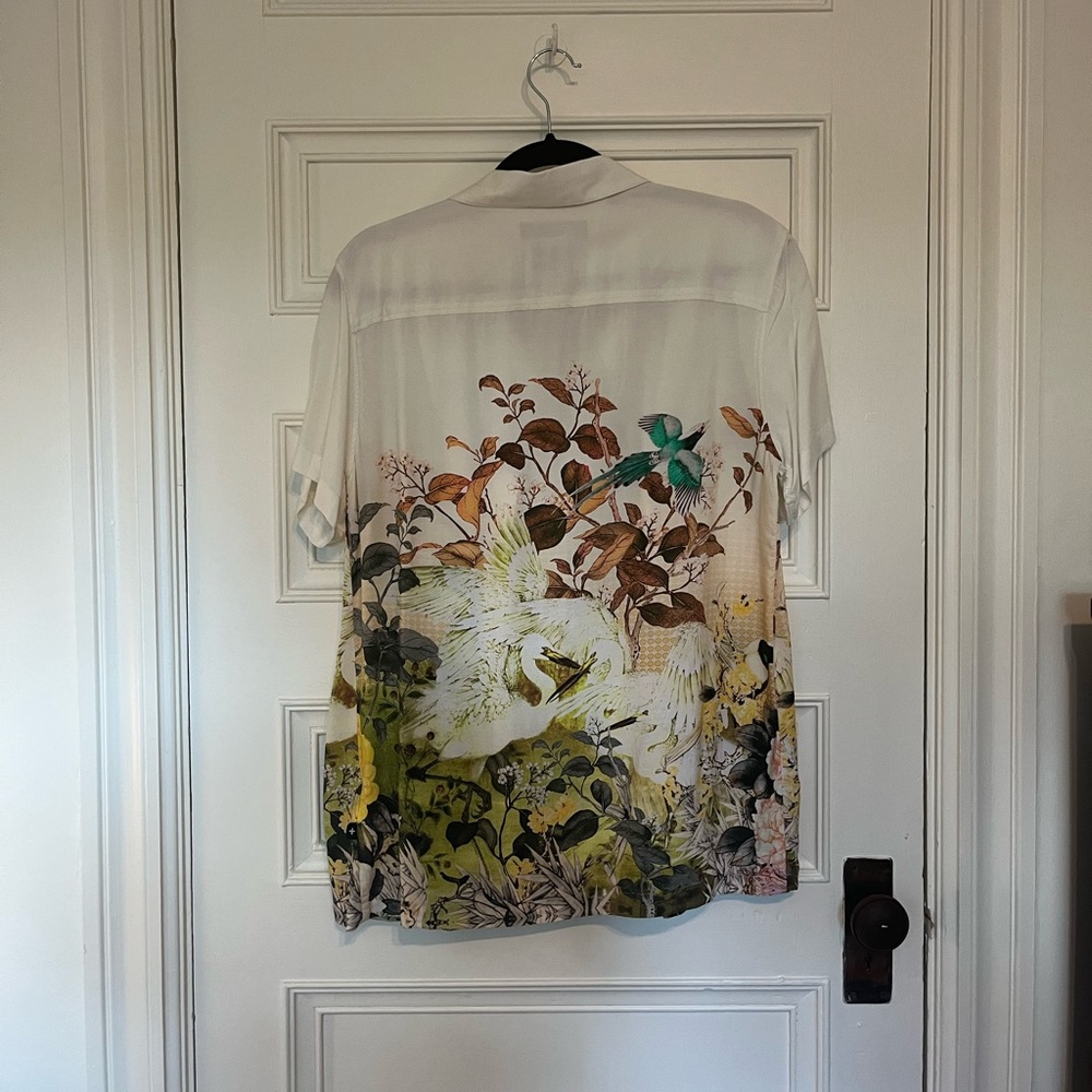 Camp Collar short sleeve shirt with beautiful printed birds